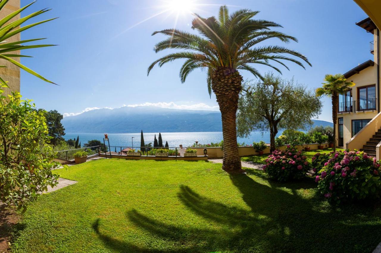 Hotel Meandro - Lake View Gargnano Exterior foto