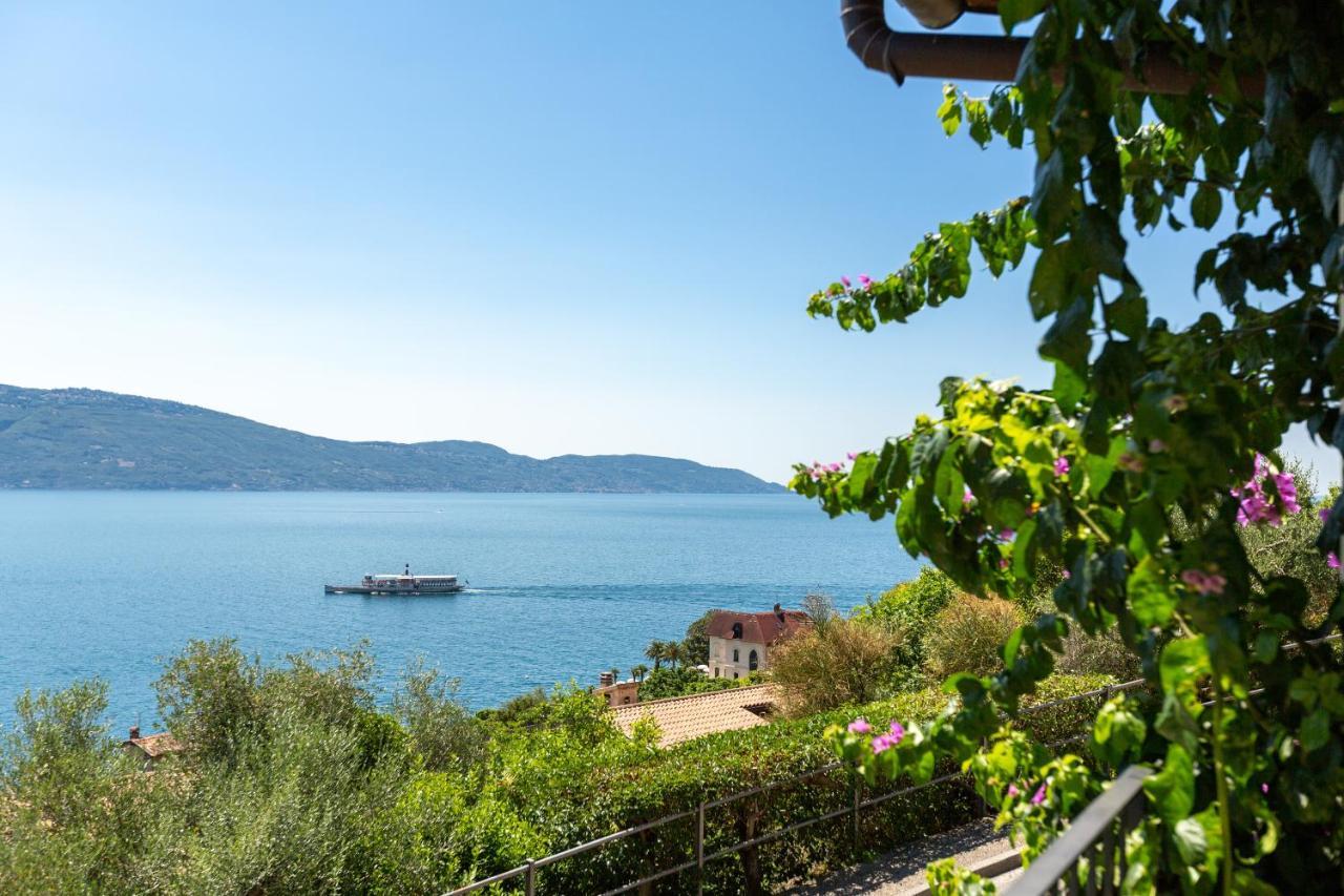Hotel Meandro - Lake View Gargnano Exterior foto