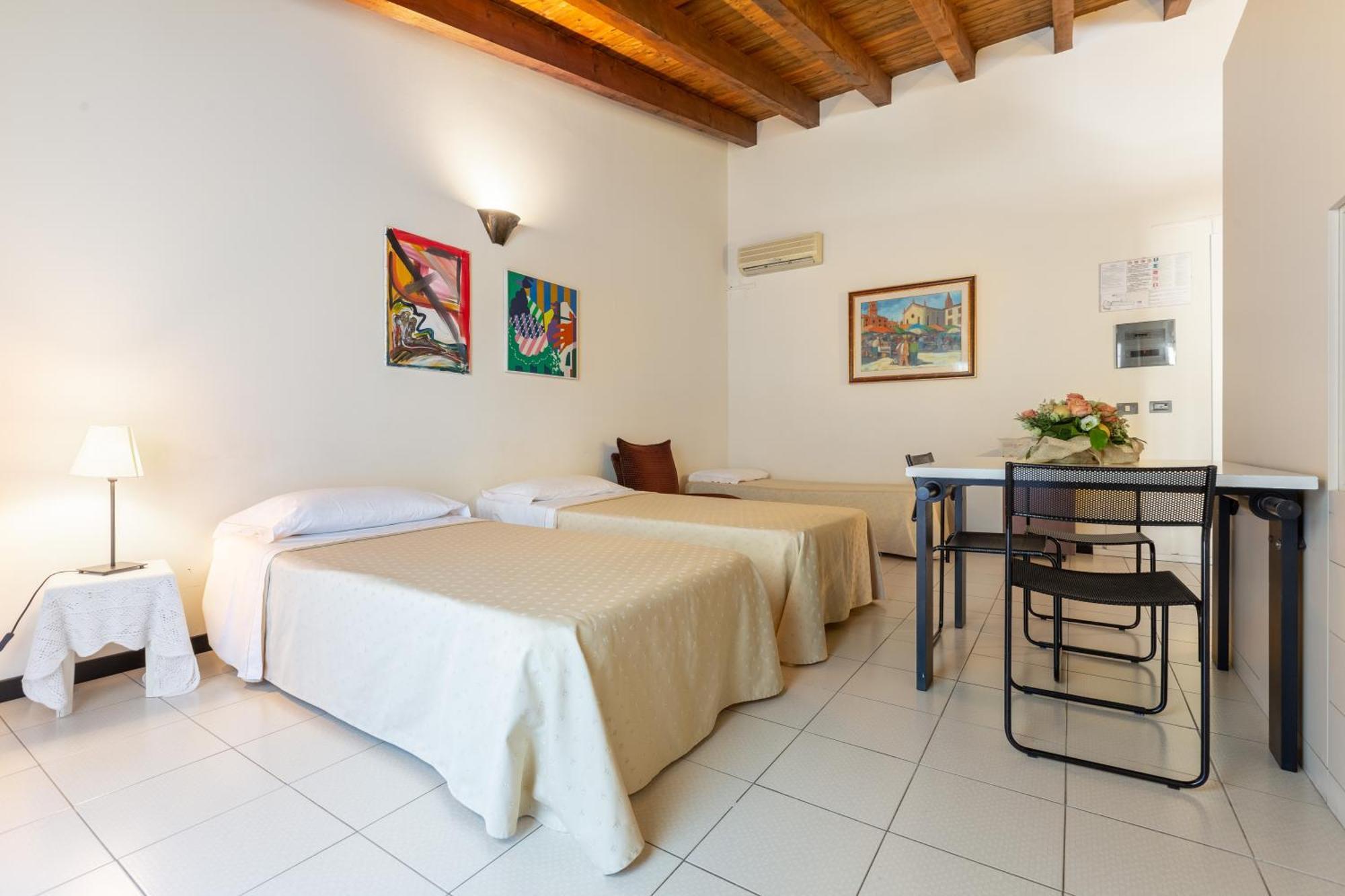 Hotel Meandro - Lake View Gargnano Habitación foto